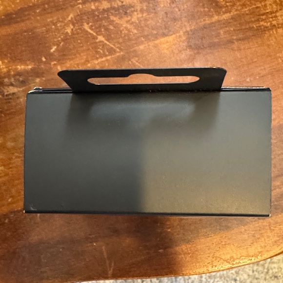 New unopened! Beats Studio Buds True Wireless Earbuds with USB-C Charging Case - Picture 7 of 7